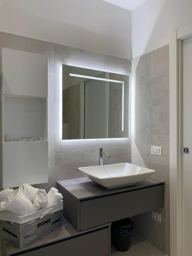 A Casa Di Chiara 2 Lägenhet Stresa Exteriör bild
